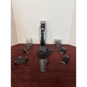 Philips Norelco Multigroom series 7000 QG3385 8 in 1 Head to Toe Trimmer